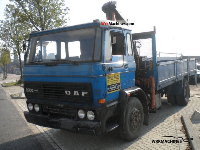 1990 DAF F 2300 2300 Truck over 7.5t Truck-mounted crane photo