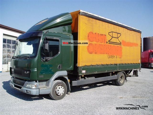 2004 DAF LF 45 45.220 Truck over 7.5t Stake body and tarpaulin photo
