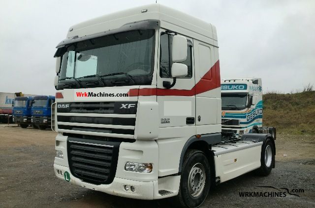 2007 DAF XF 105 105.510 Semi-trailer truck Standard tractor/trailer unit photo