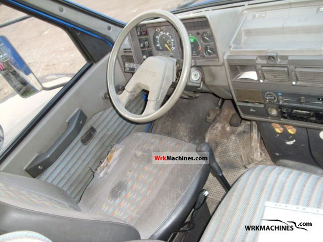 IVECO Daily I 45 10 1994 Box Photos And Info IVECO Daily I 45 10 1994 Box Photos And Info