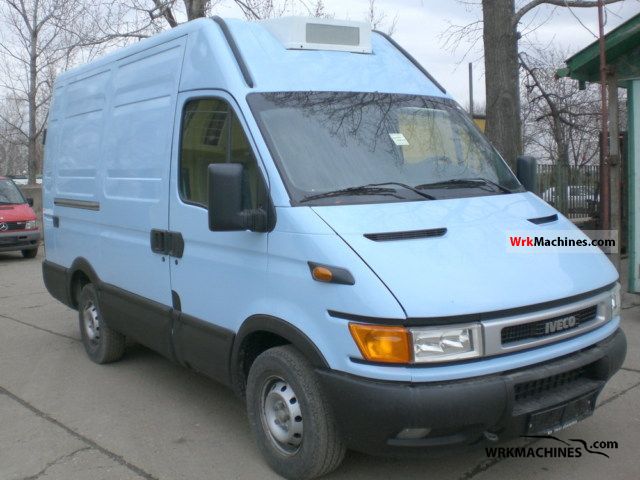 2003 IVECO Daily III 35C15 D Van or truck up to 7.5t Box-type delivery van photo