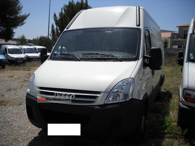 2007 IVECO Daily III 35S14 Van or truck up to 7.5t Other vans/trucks up to 7,5t photo