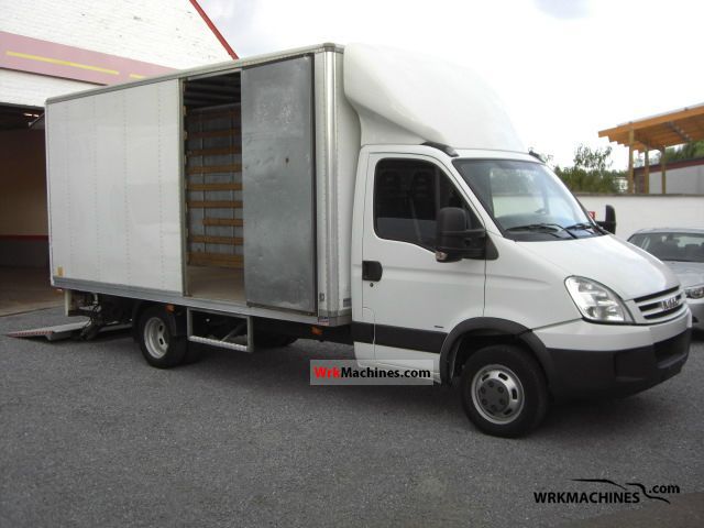 2008 IVECO Daily III 40C15 Van or truck up to 7.5t Box-type delivery van photo