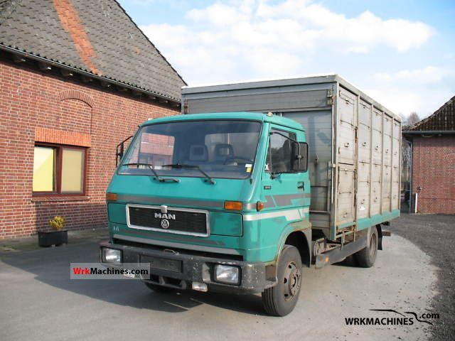 1988 MAN G 90 8.150 Van or truck up to 7.5t Cattle truck photo
