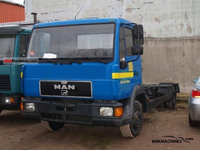 1995 MAN L 2000 10.163 Truck over 7.5t Chassis photo