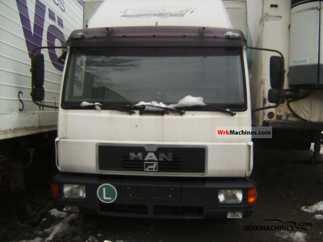 1994 MAN L 2000 8.153 Van or truck up to 7.5t Stake body and tarpaulin photo