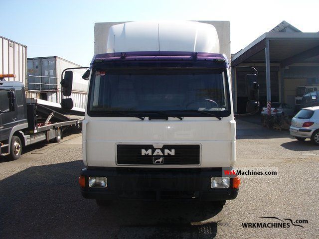 1996 MAN L 2000 8.163 Van or truck up to 7.5t Stake body and tarpaulin photo