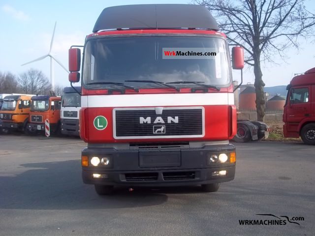 1997 MAN F 2000 19.293 Semi-trailer truck Standard tractor/trailer unit photo