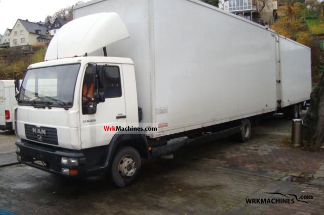 2003 MAN L 2000 8.220 Van or truck up to 7.5t Box photo