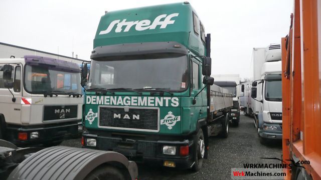 1990 MAN F 90 19.332 Truck over 7.5t Stake body photo
