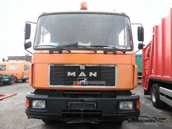 1993 MAN F 90 26.322 Truck over 7.5t Chassis photo