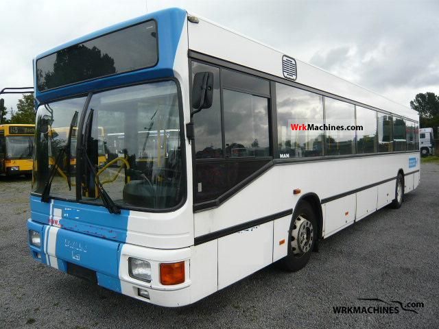 1999 MAN EM 222 Coach Public service vehicle photo