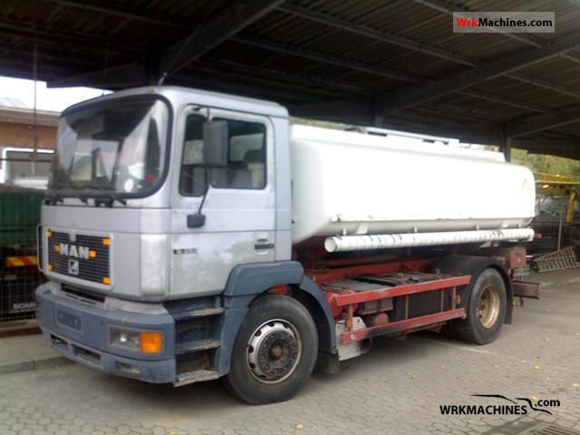 1995 MAN NM 182 Truck over 7.5t Tank truck photo