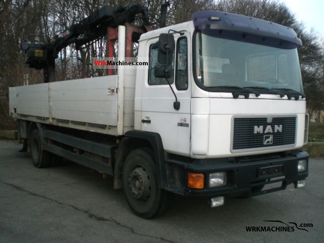 1996 MAN NM 182 Truck over 7.5t Truck-mounted crane photo