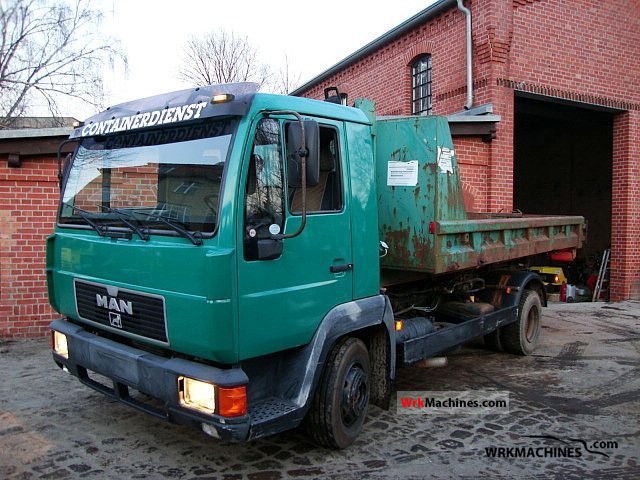 1995 MAN L 2000 10.224 Van or truck up to 7.5t Roll-off tipper photo