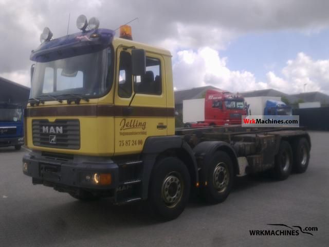 2001 MAN LION´S STAR 414 Truck over 7.5t Chassis photo