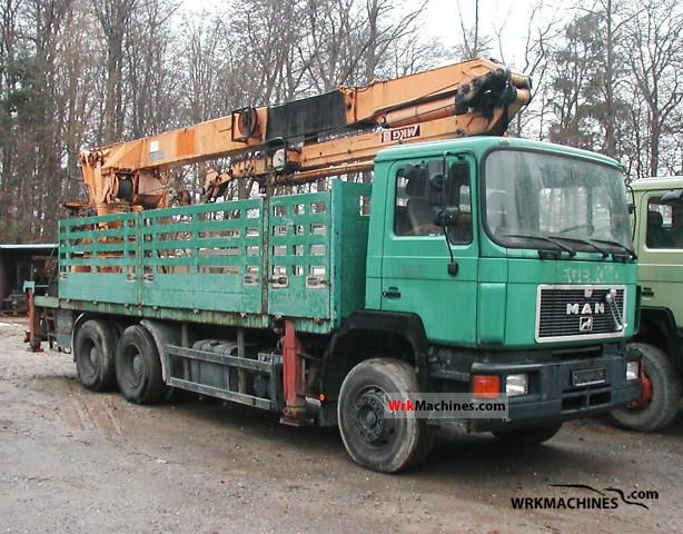 1992 MAN F 90 26.372 Truck over 7.5t Truck-mounted crane photo