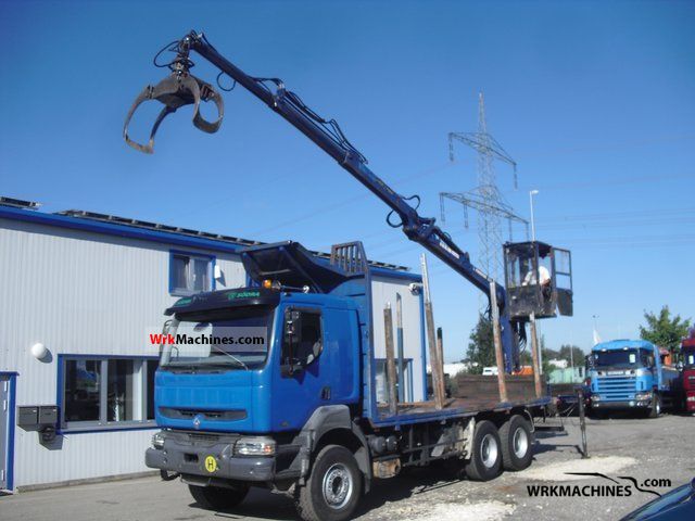 2004 RENAULT Kerax 420.26 Truck over 7.5t Timber carrier photo