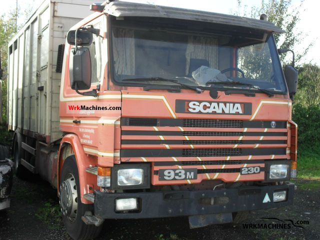 1991 SCANIA 3 - series 93 M/230 Truck over 7.5t Horses photo