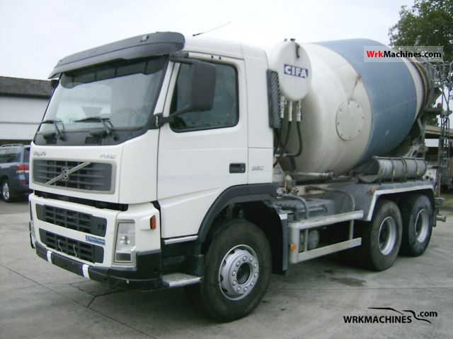 2004 VOLVO FM 12 FM 12/380 Truck over 7.5t Cement mixer photo